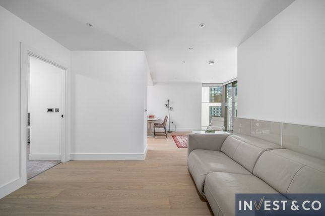 Flat for sale in Palmer Road, London
