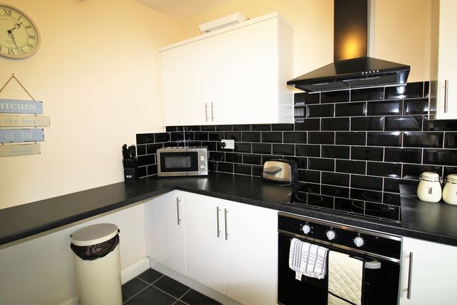 Room to rent in New Hill, Conisbrough