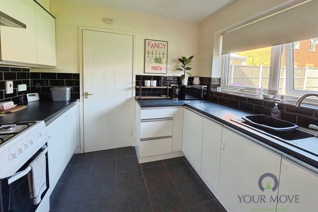2, Cardyke Way, Lincoln photo 2