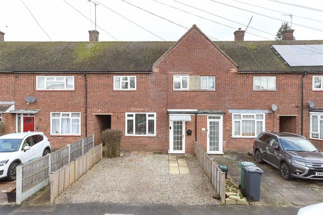 2-bed terraced on Taynton Drive, Merstham, £400,000