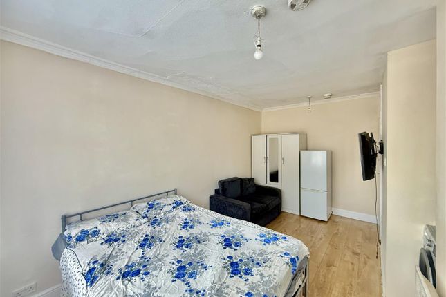 36A, East Lane, Wembley photo 3