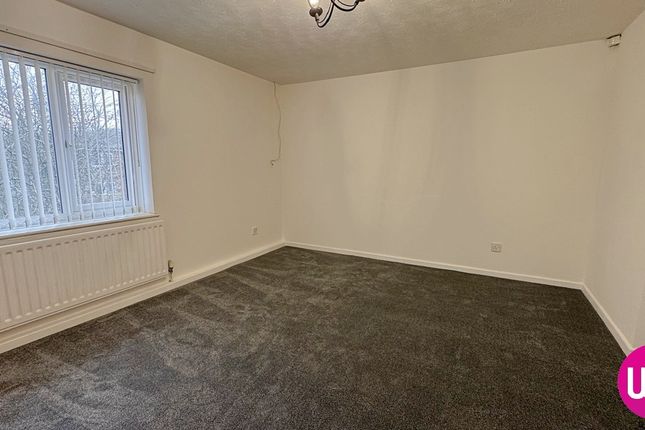 141 Hallow Drive, Newcastle upon Tyne photo 3