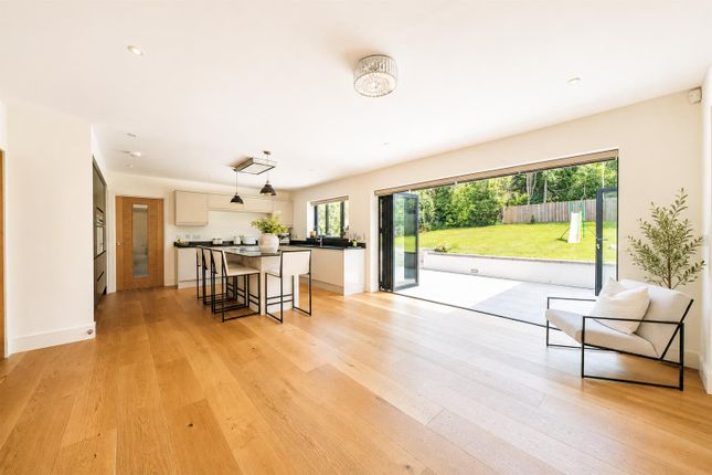 229, Clevedon Road, Clevedon photo 4