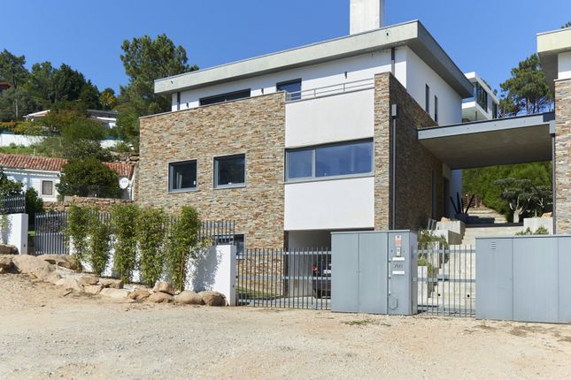 Property for sale in Alcabideche, Cascais, Portugal, 2755