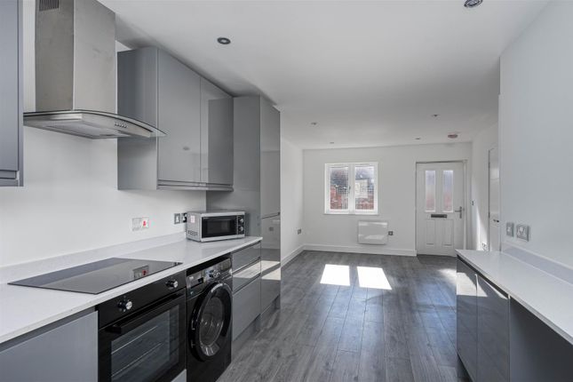 5, Justice Place, Withernsea photo 4