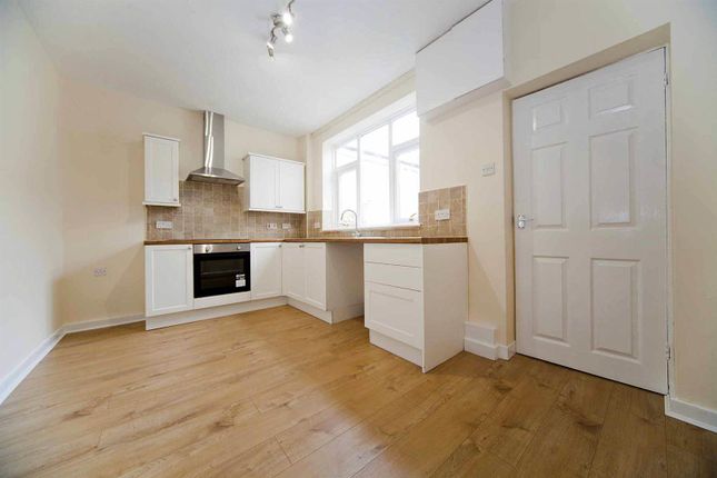 15, Cravens Cottages, Wingate photo 5