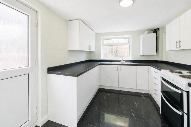 16 Scrooby Street, London photo 4