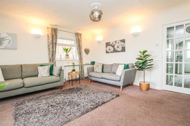 End terrace house for sale in Great Eastern Road, Warley, Brentwood