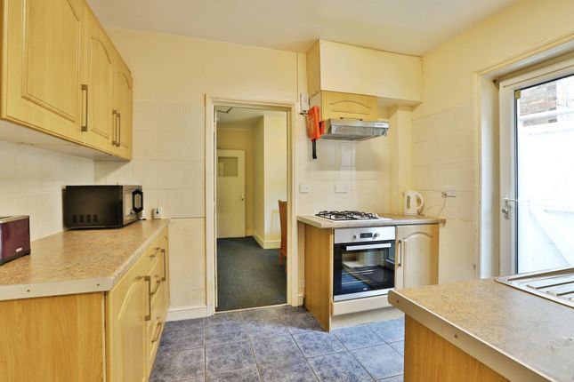 41, Gwynne Road, Poole photo 4