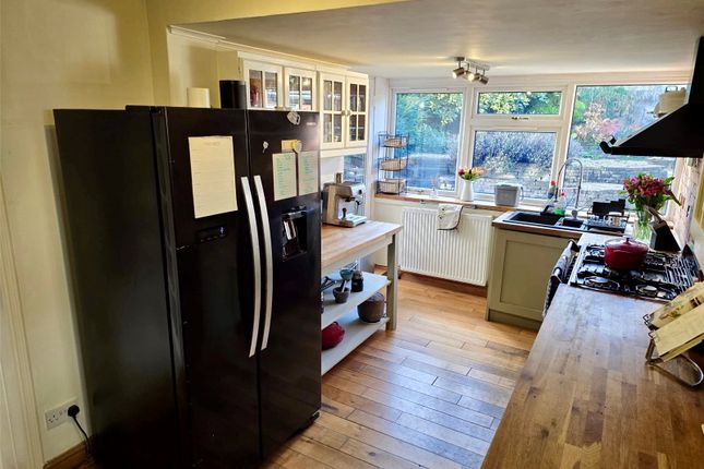 Hillside Road, Leek photo 3