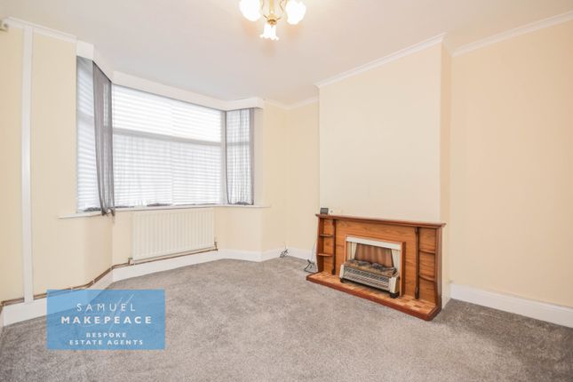 2 Gordon Avenue, Sneyd Green, Stoke-on-Trent photo 2
