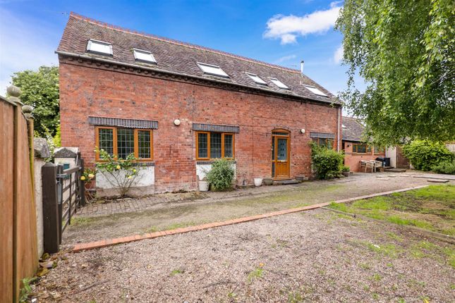 Thumbnail Barn conversion for sale in Old Chawson Lane, Droitwich