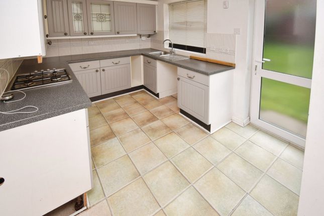 2, Sordale Croft, Coventry photo 5