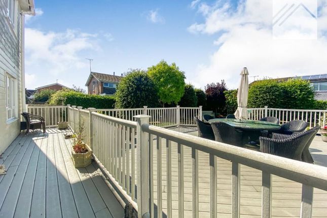 Flat 12 - 120, Long Road, Canvey Island photo 4