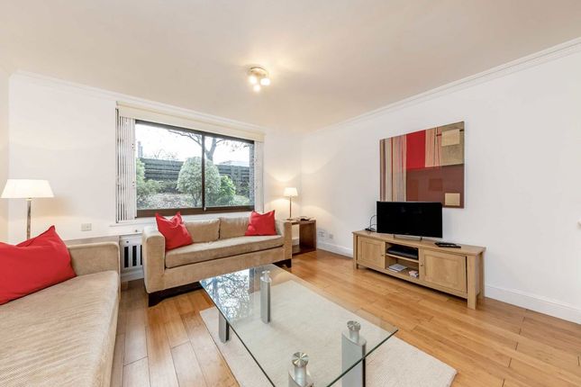 20 Cameret Court, Lorne Gardens, London photo 2
