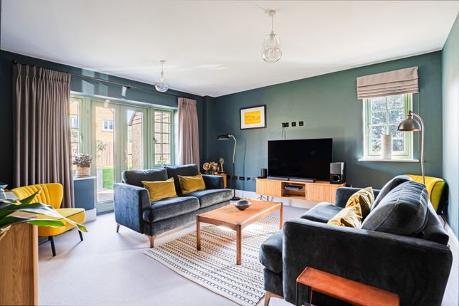 2, Henmarsh Way, Gloucestershire photo 2
