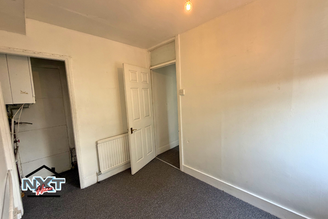 74, Stewart Road, London photo 5