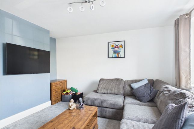 30, Pigott Avenue, Bristol photo 2