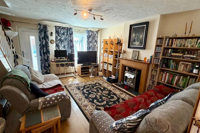 77, Kempton Avenue, Hereford photo 4