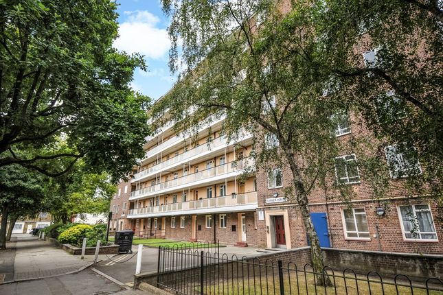 Flat to rent in Townshend Estate, London
