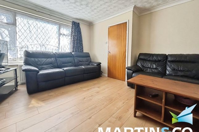 101b, Agbrigg Road, West Yorkshire, England photo 3
