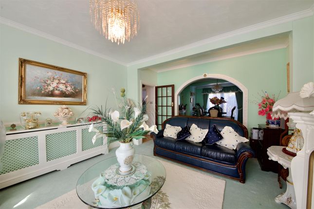 51, Westrow Drive, Barking photo 4