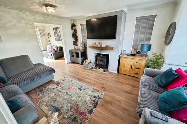 2, Fairoak Road, Staffordshire photo 2
