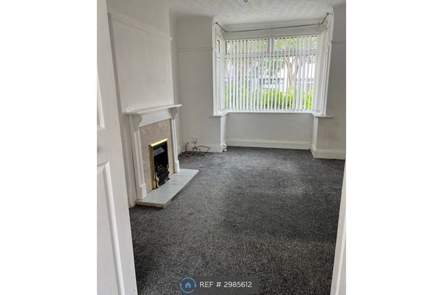 Eastway, Greasby, Wirral photo 2