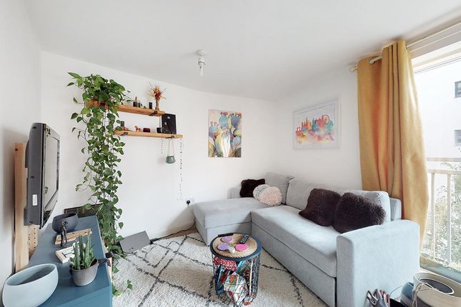 74a Holmes Road, London photo 4