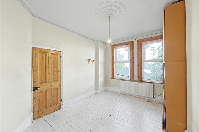 101 / 103, Sirdar Road, London photo 3