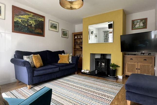 13, Maes Y Cribarth, Ystradgynlais photo 2