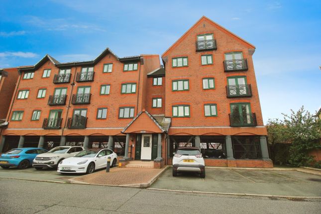 Flat to rent in South Ferry Quay, Liverpool, Merseyside