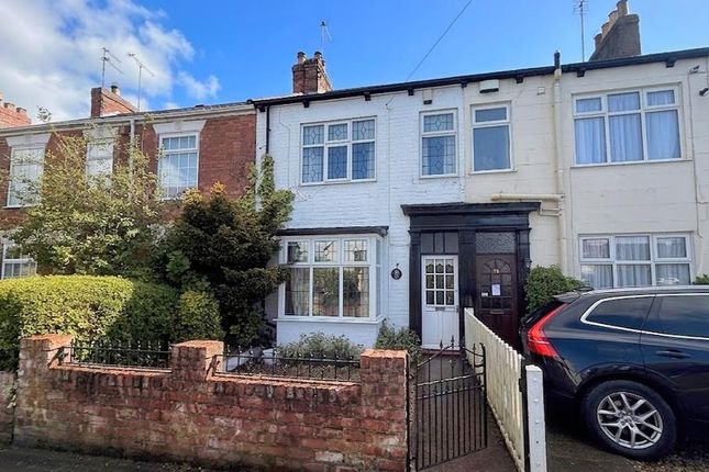 2-bed house on 72, New Village Road, Cottingham, £90,000