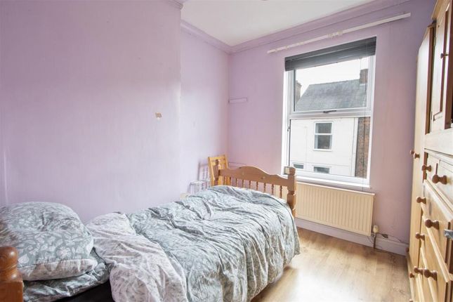 48, New Hall Road, Chesterfield photo 2