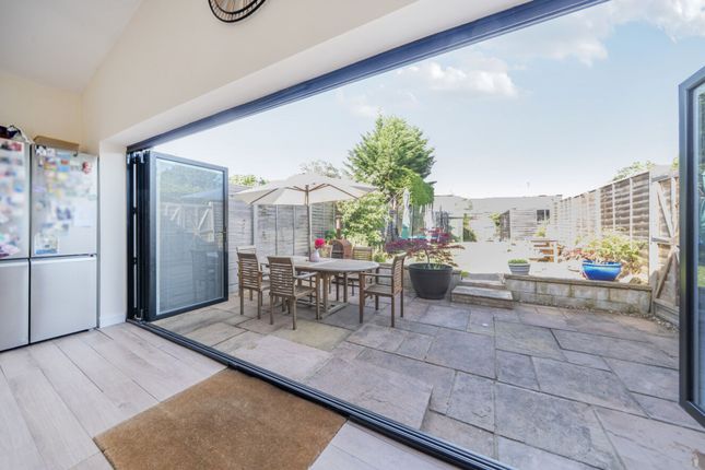 58 Carpenters Lane, Tonbridge photo 4
