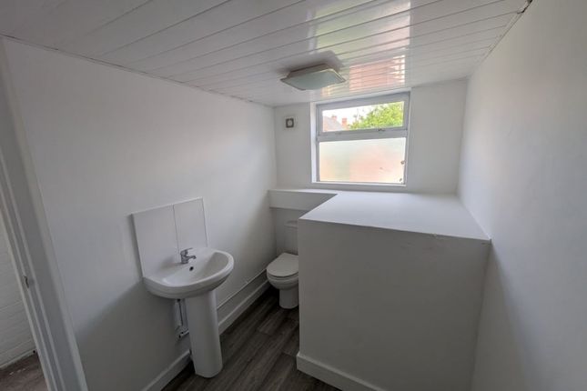 3, Taylor Crescent, Sutton-in-Ashfield photo 3