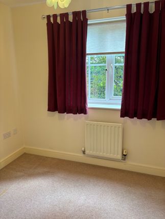 20, CHAMBERLAIN GARDENS, STOCKPORT photo 4