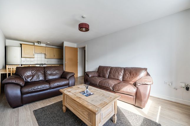 Flat 23 Ovaltine Court, Kings Langley photo 4