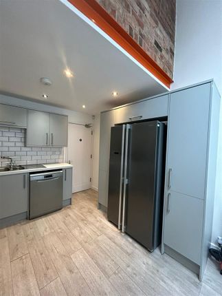 Room 2, 16, Argyll Street, Coventry photo 5
