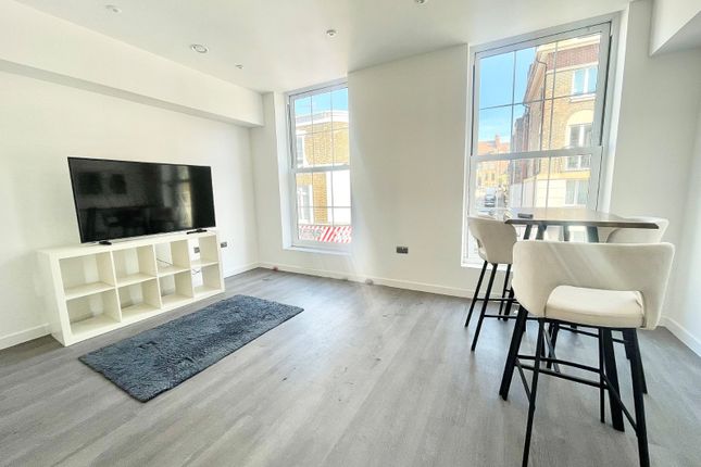 Flat 5 The Atria, 61, Queen Street, Kent photo 2