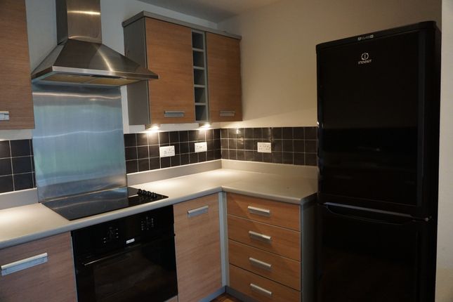 72, Bouverie Court, Leeds photo 5