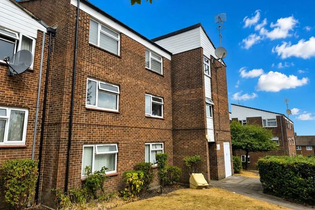2-bed flat on 46, Vega Road, Bushey, £280,000