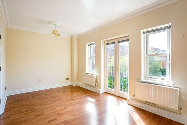 Terraced house for sale in Plater Drive, Oxford