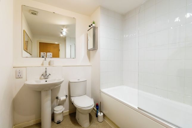 Apartment 422, Marco Island,, Huntingdon Street, Nottinghamshire photo 3