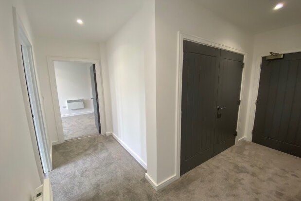 Flat to rent in Knightsbridge Court, Chesterfield