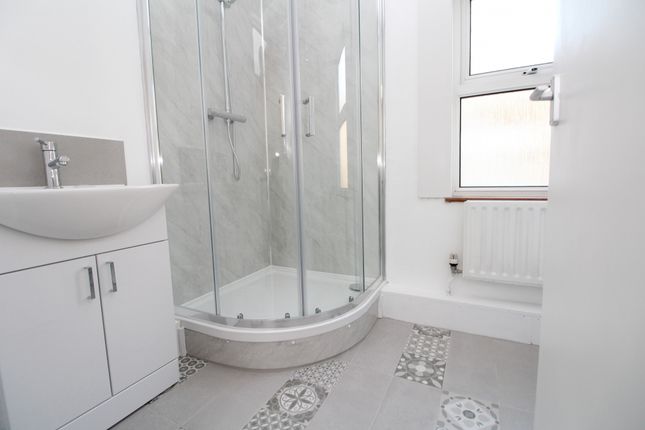 Flat 3 12, Castledine Road, Anerley photo 4
