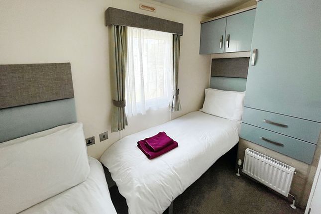 Lodge to rent in Kirkgate, Tydd St. Giles, Wisbech