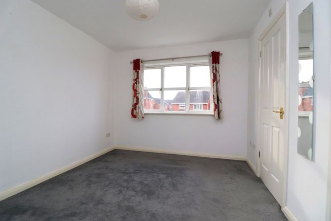 17 Blake Hill Way, Gloucester photo 4