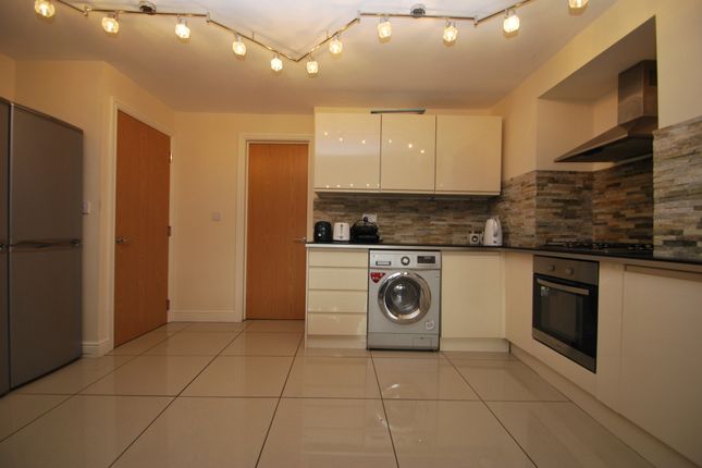 Cathays Terrace, Cardiff photo 4