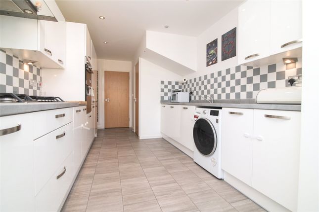 Semi-detached house for sale in Hidden Lock, Smethwick, West Midlands